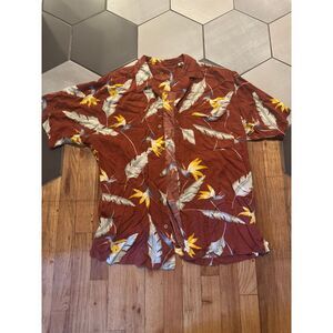 Vintage Rayon Hawaiian floral button up Greystone L blackwater bay golf shirt